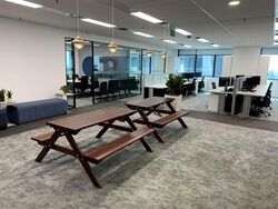 Robinson 77 (D1), Office #639834981